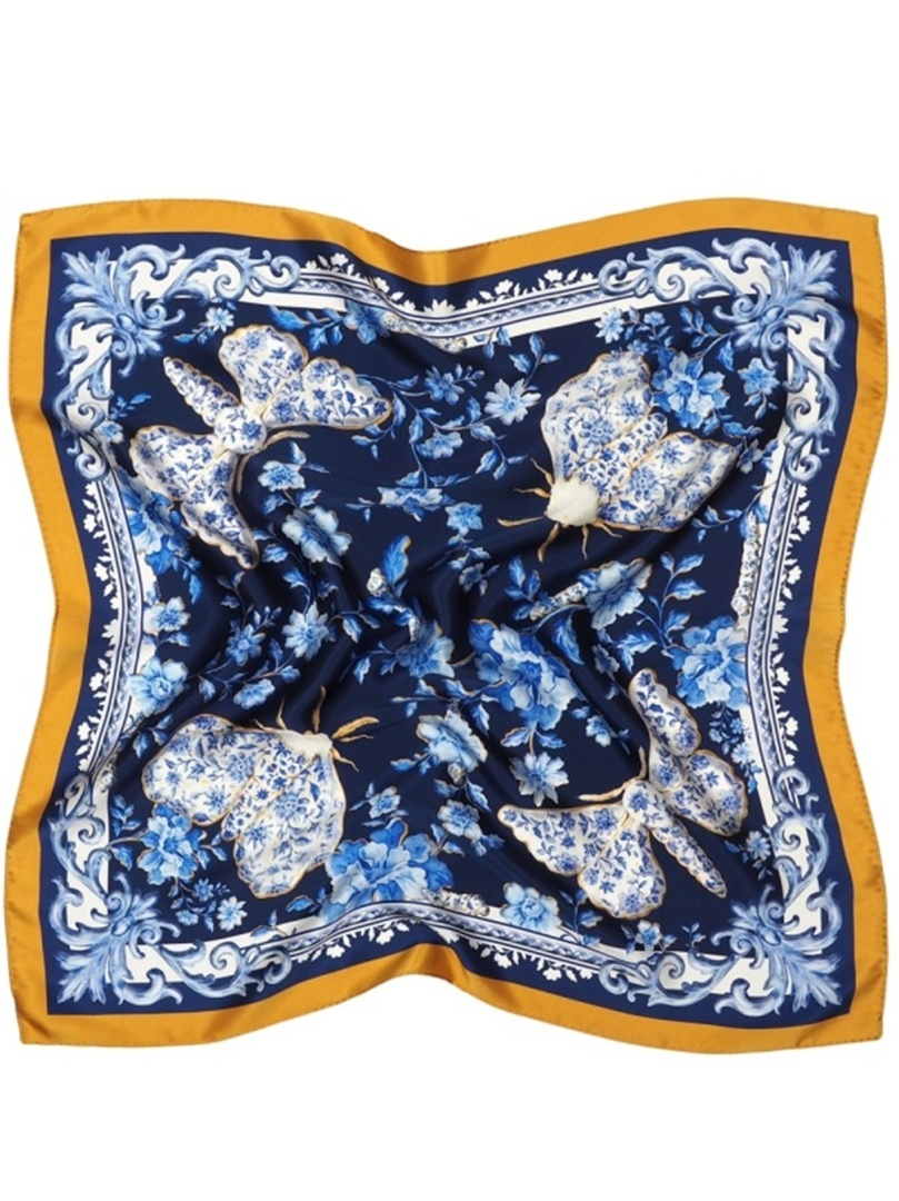 AD7-086 Apaszka jedwabna jedwabnik 68x68cm